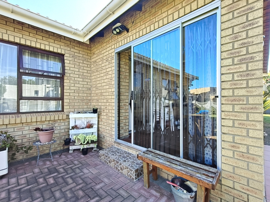 3 Bedroom Property for Sale in Noorsekloof Eastern Cape